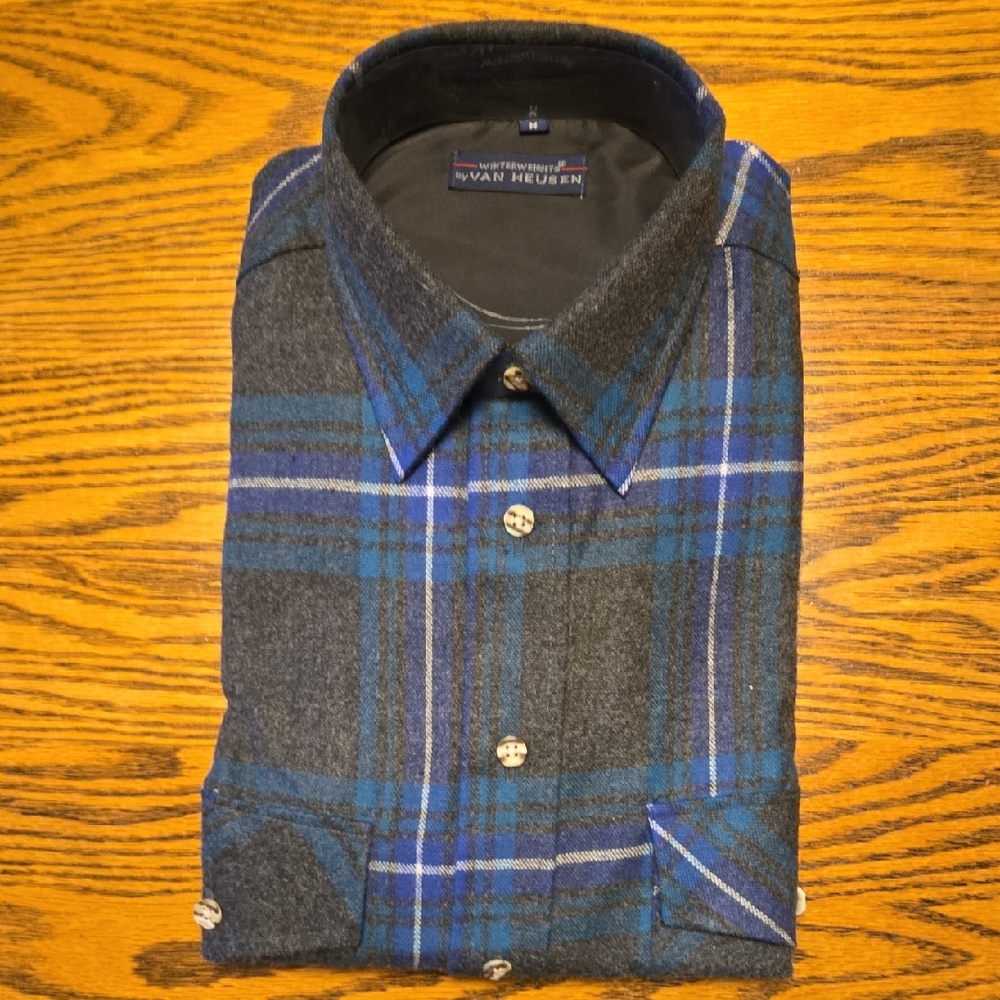 Van Heusen Men's Blue and Gray Checkered Shirt